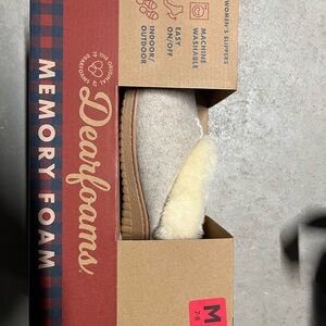 Women’s Dearforms memory foam slippers
